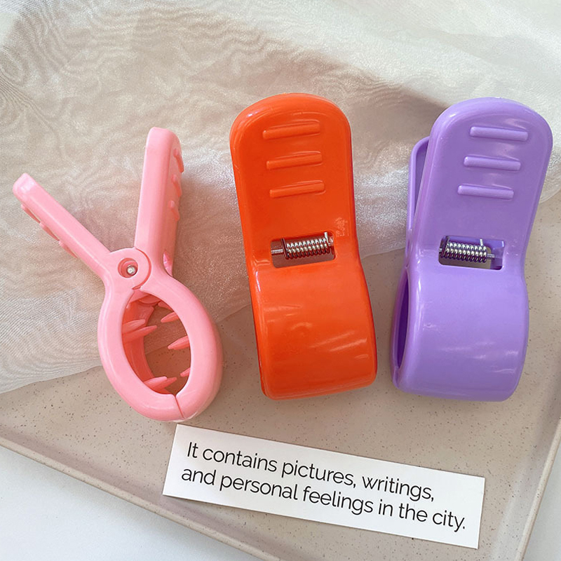 Cosplay Floating Prop - Anime Figure Arrietty Shark Hair Clip