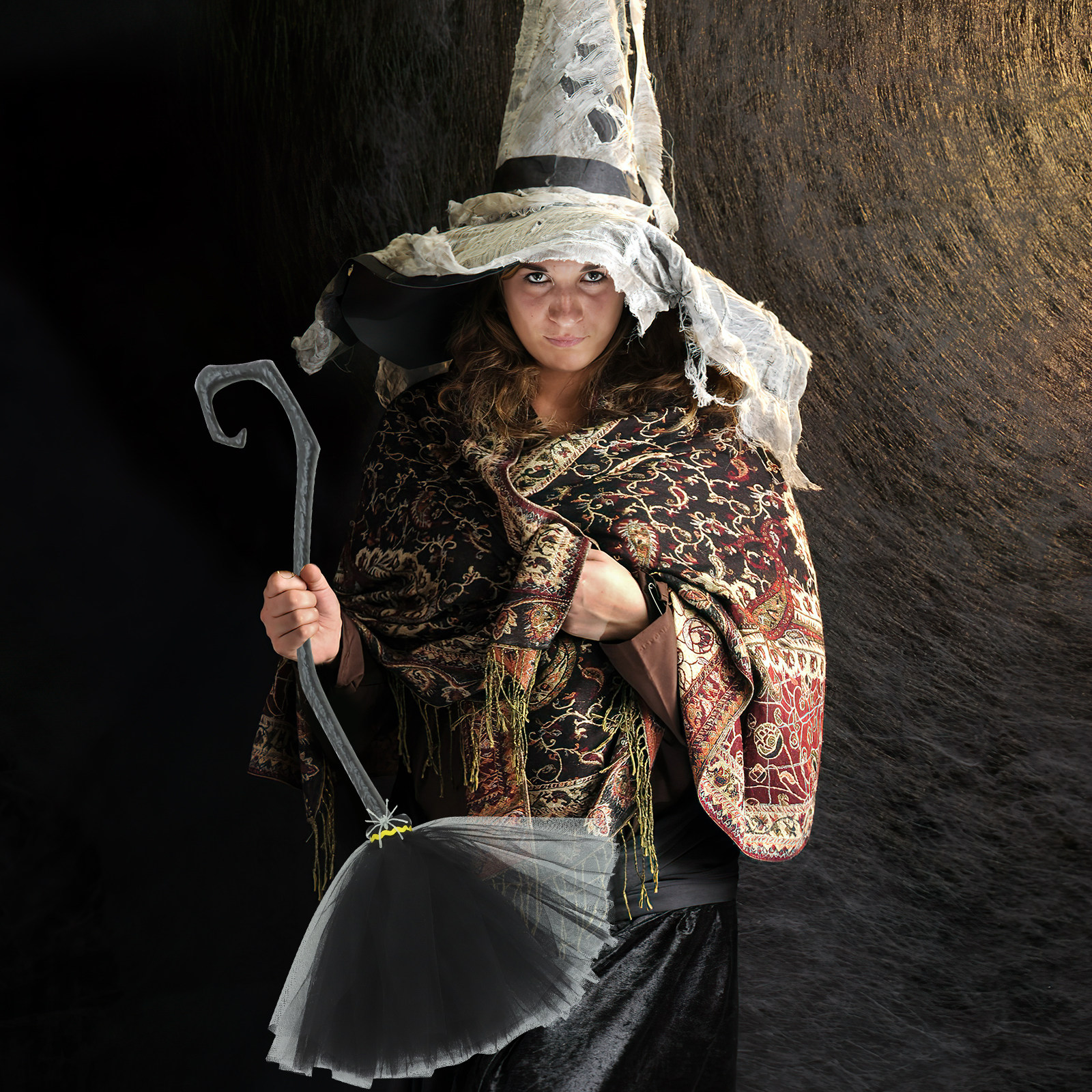 Detachable Cosplay Prop - Halloween Witch Broom Plastic Prop Lightweight